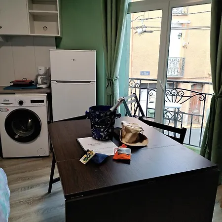 Galamus Bonheur-quand Tu Veux T'echapper De Chez Toi Apartment *